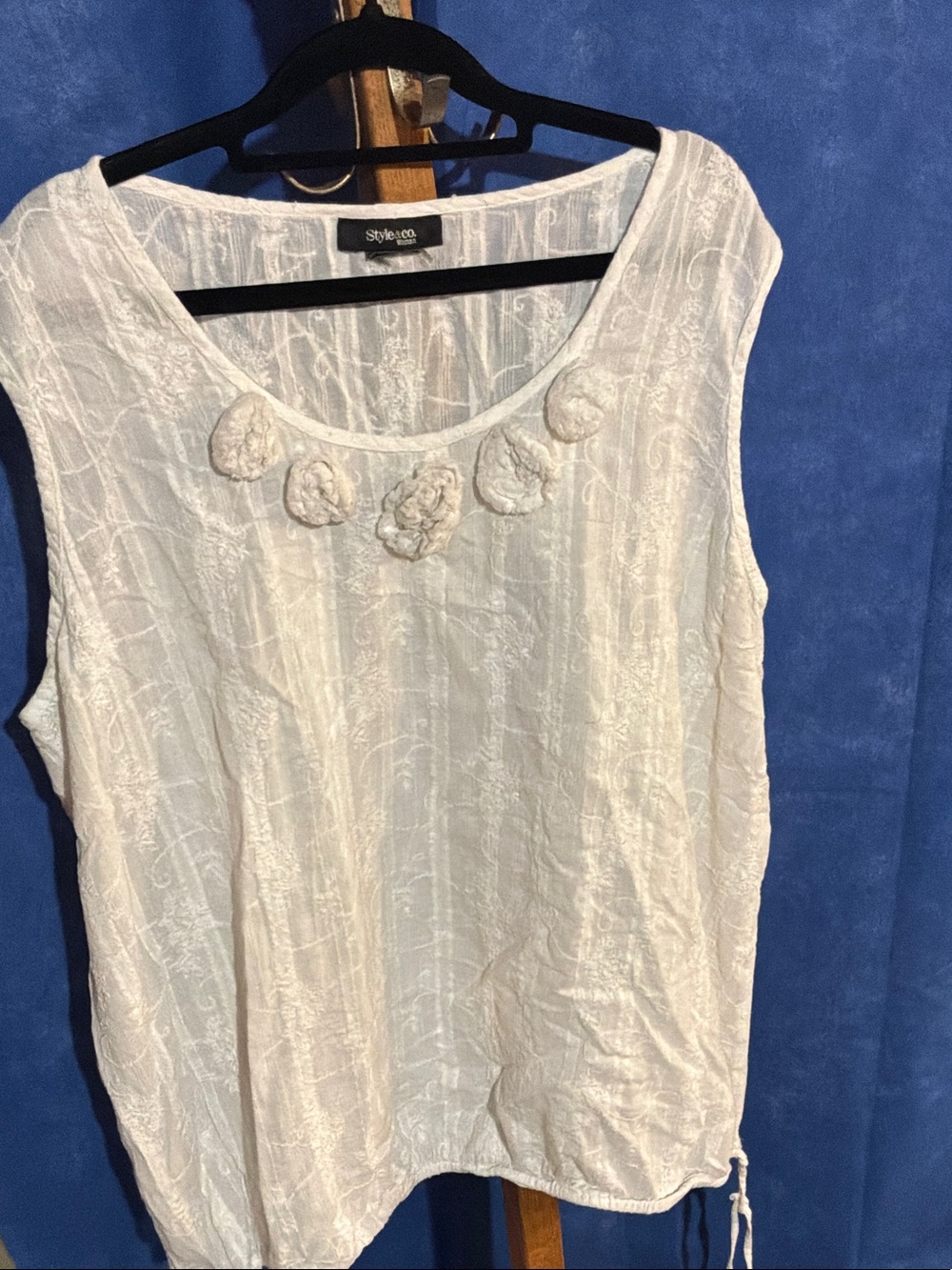 Style & Co. Cream Sleeveless Textured Tank with Rosette Accents